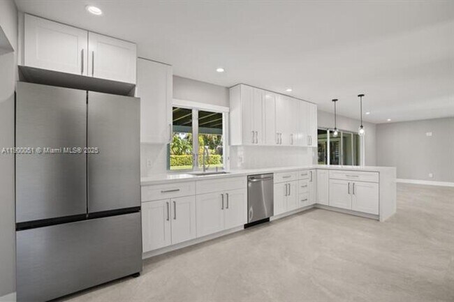 Building Photo - 8081 SW 139th Ter