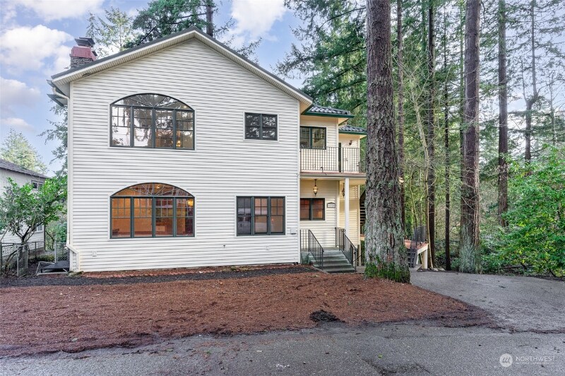 Building Photo - 14520 Fremont Ave N