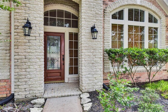 Building Photo - 15810 Ashton Hills Dr