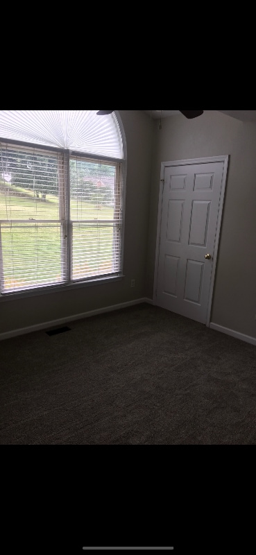 Building Photo - 39 Valleyview Cir
