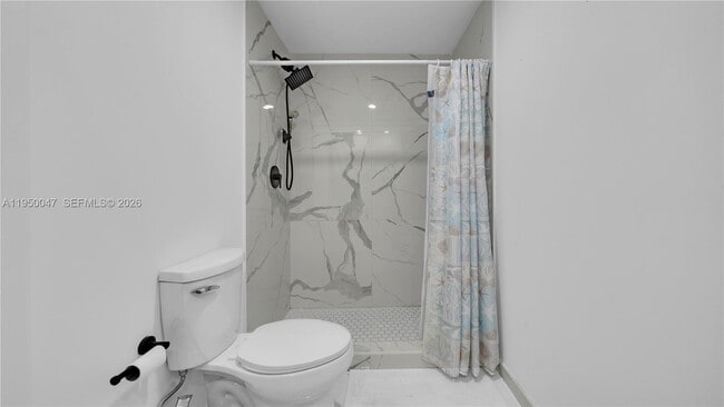 Building Photo - 417 NW 13th Ct