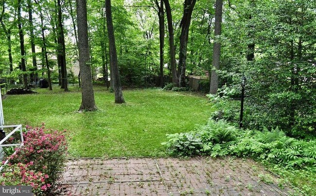 Building Photo - 3810 Lynn Regis Ct