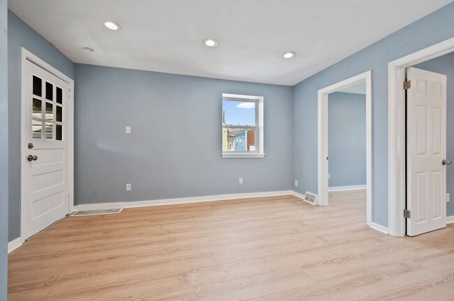 Building Photo - 4631 Torley St