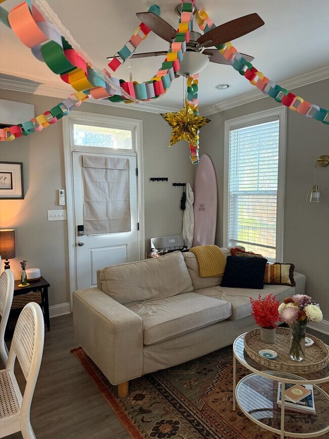 Building Photo - 44 Grove St