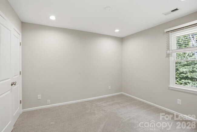 Building Photo - 301 Sardis Rd N