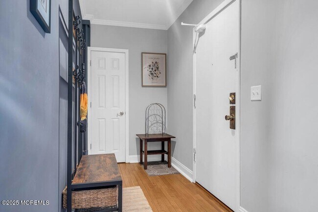 Building Photo - 500 Deal Lake Dr