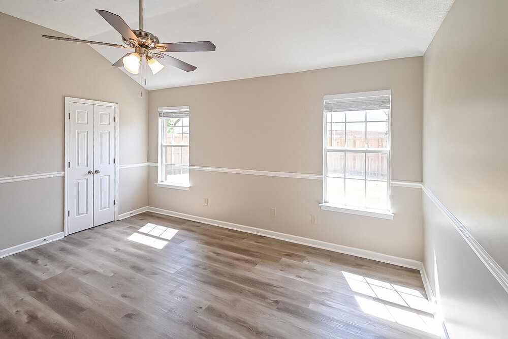 Building Photo - 8531 Cross Point Dr