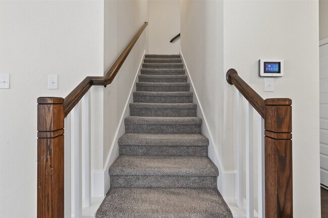 Building Photo - 18122 Alora Springs Trace