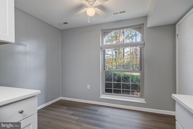 Building Photo - 3356 Woodburn Rd