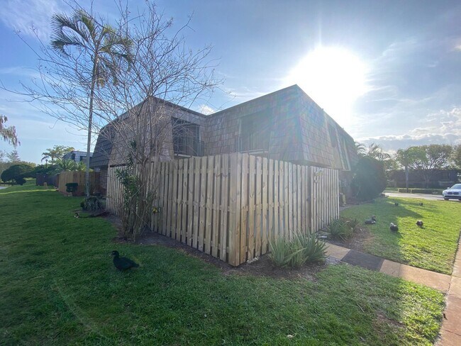 Building Photo - 1705 Forest Lakes Cir