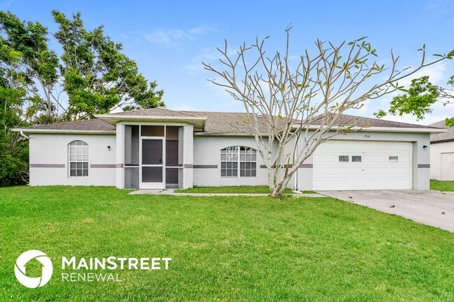 Building Photo - 1901 NE 6th Ave