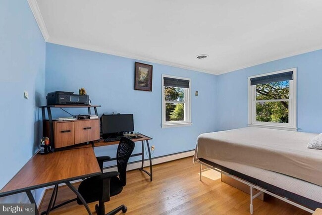 Building Photo - 54 W Henrietta St