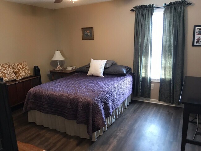 Building Photo - 106 Bailey Patricia Ave