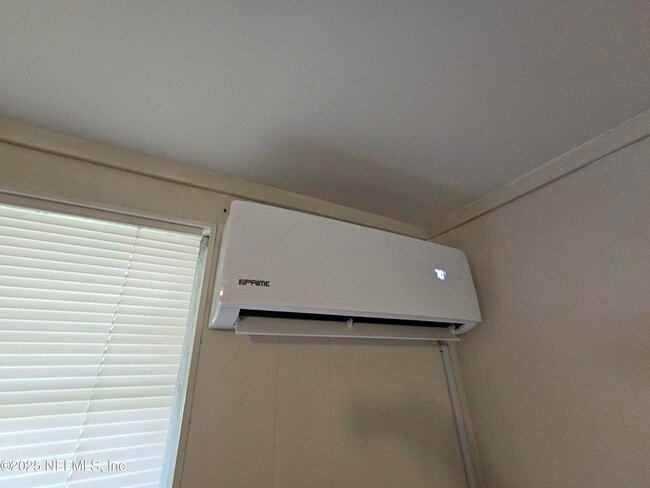 Building Photo - 2514 Algonquin Ave