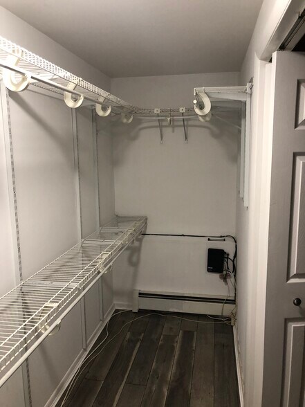 Walk in closet - 266 E 54th St