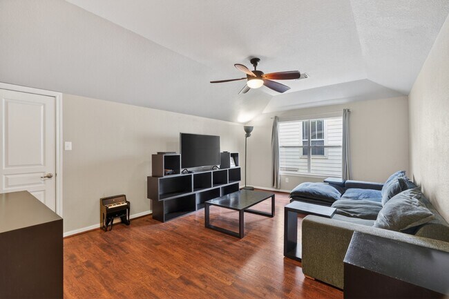 Building Photo - 42 N Arrow Canyon Cir