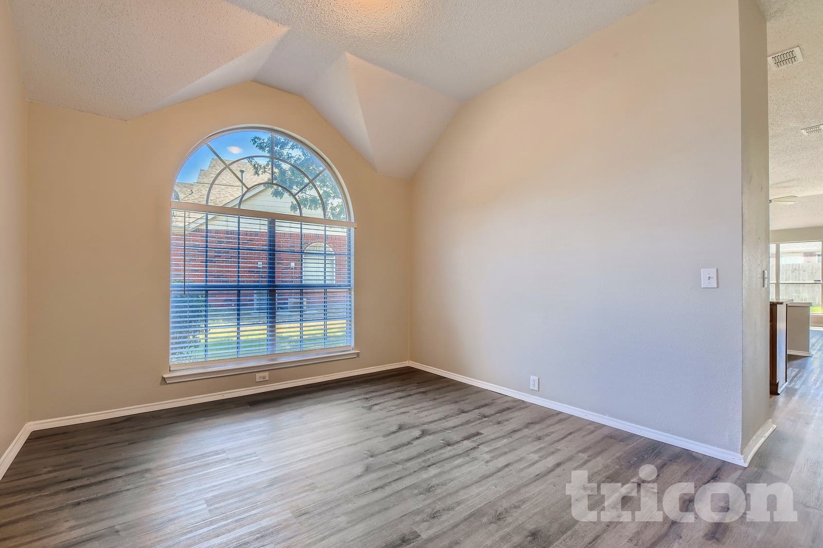 Building Photo - 4429 Spanish Oak Cir