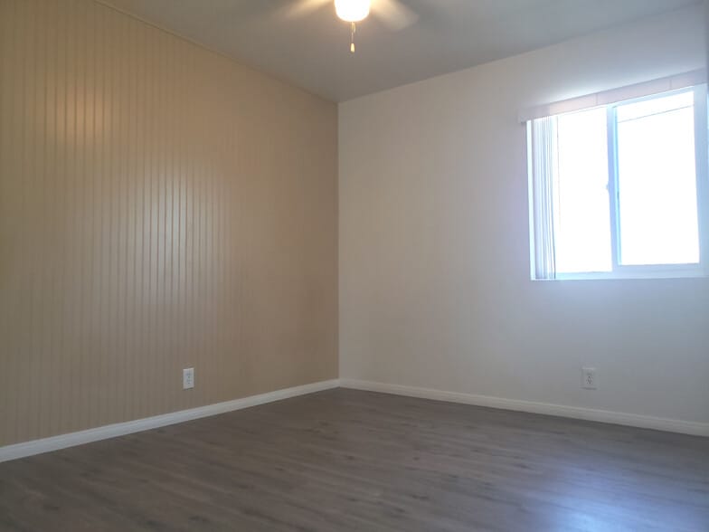 Building Photo - 1261 Victor St