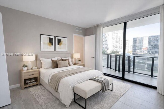 Building Photo - 45 SW 9th St