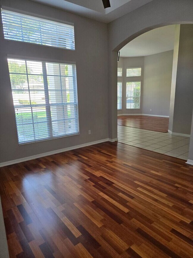 Building Photo - Beautiful 4 Bed 3 Bath Home in Sanford!