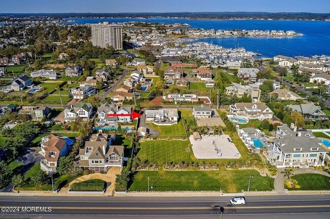 Building Photo - 65 Seaview Ave