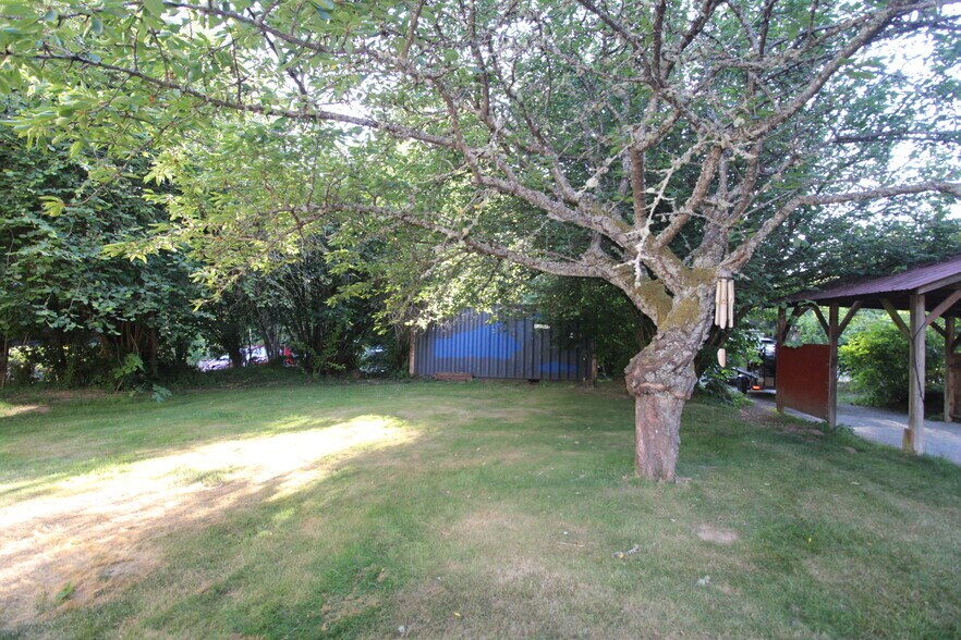 Backyard - 9228 37th Ave SW