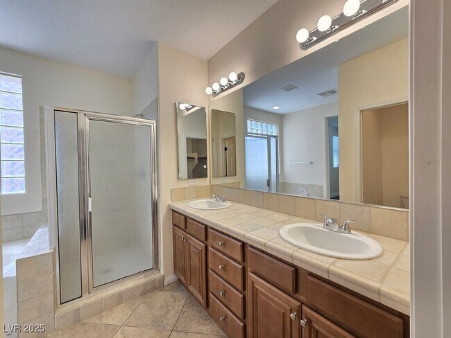 Building Photo - 10632 Open Range Ct