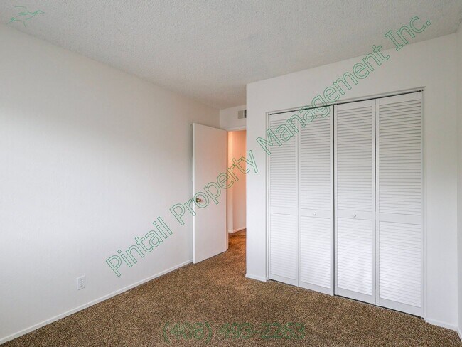 Building Photo - 4771 Capay Dr