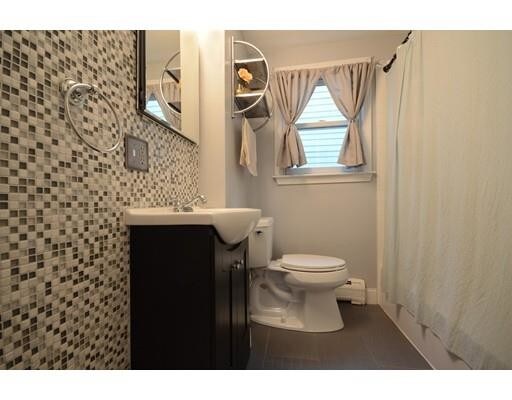 Building Photo - 99 Russell St