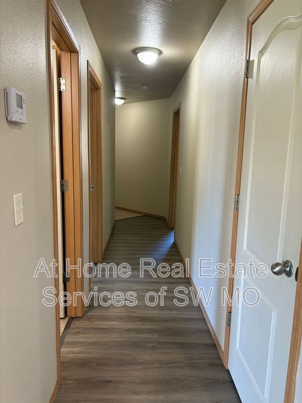 Building Photo - 616 S Rilynn