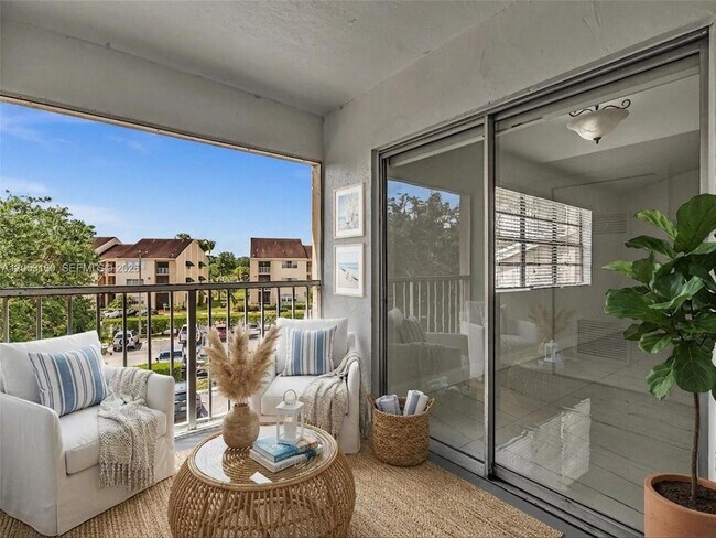 Building Photo - 15325 SW 106th Terrace