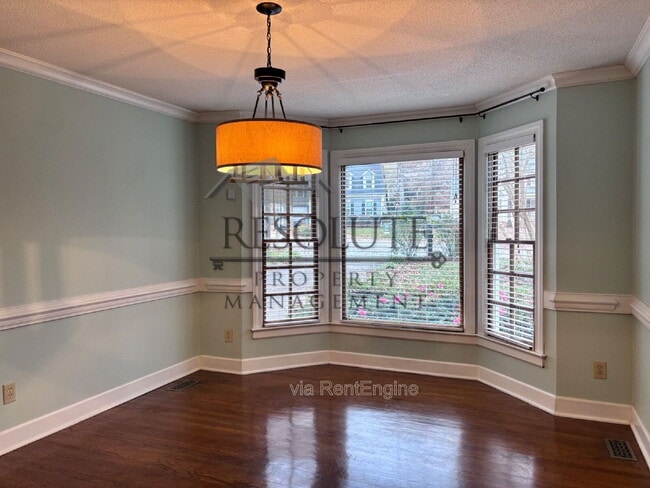 Building Photo - 207 Leeward Ct