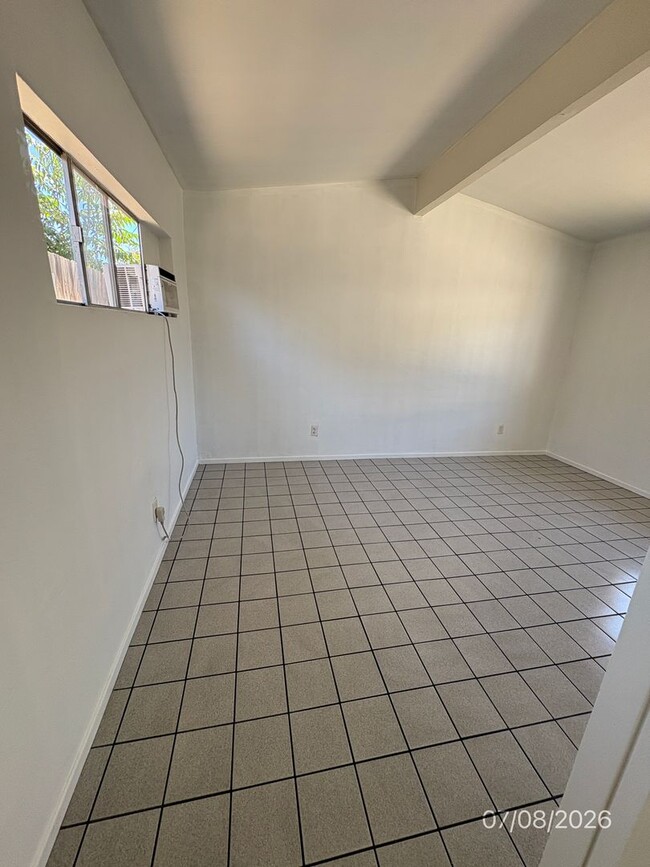 Building Photo - 478 N Alessandro St