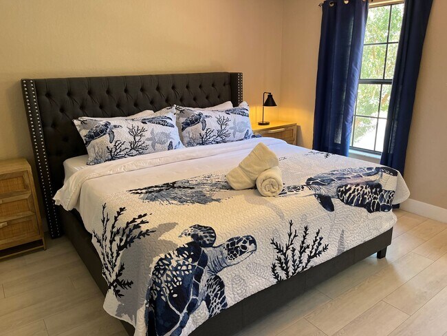 Building Photo - Beautiful Mediterranean Pool Home Availabl...