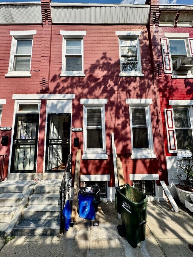Building Photo - 2231 N Bouvier St
