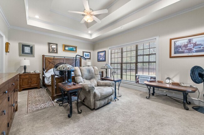 Building Photo - Solar Provided on Great Maumelle home