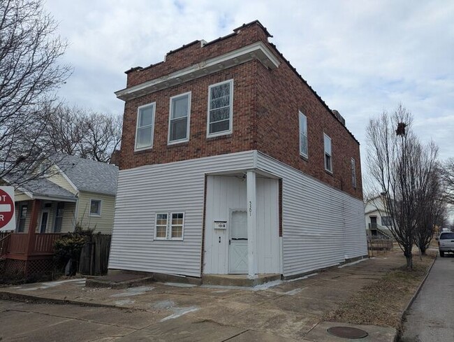 Primary Photo - Corner Lot, Huge Rooms, Fully Renovated, H...