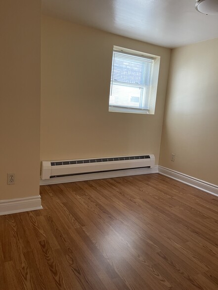 2nd Bedroom - 6125 S Kilpatrick Ave