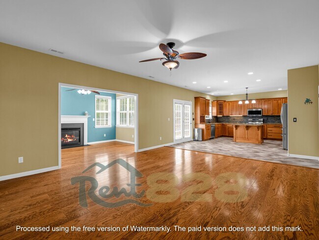 Building Photo - 243 Wildbriar Rd