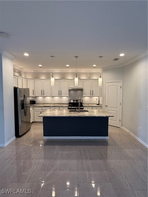 Building Photo - 9317 Woodhurst Dr