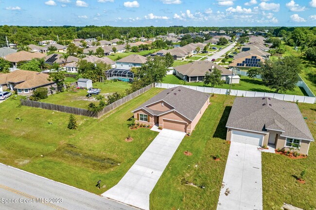 Building Photo - 2309 Jupiter Blvd SW