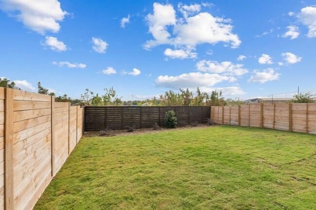 Building Photo - 140 Inlet Ln