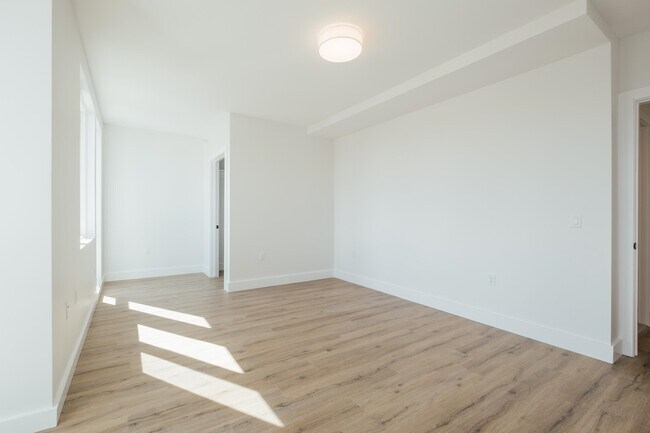 Building Photo - 67 Dr Martin Luther King Jr Blvd