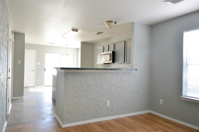 Building Photo - 19321 Richland Springs Dr