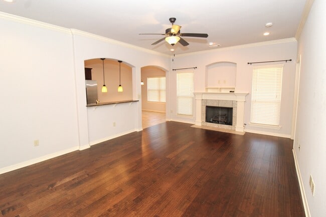 Building Photo - 3038 W Verona Ln