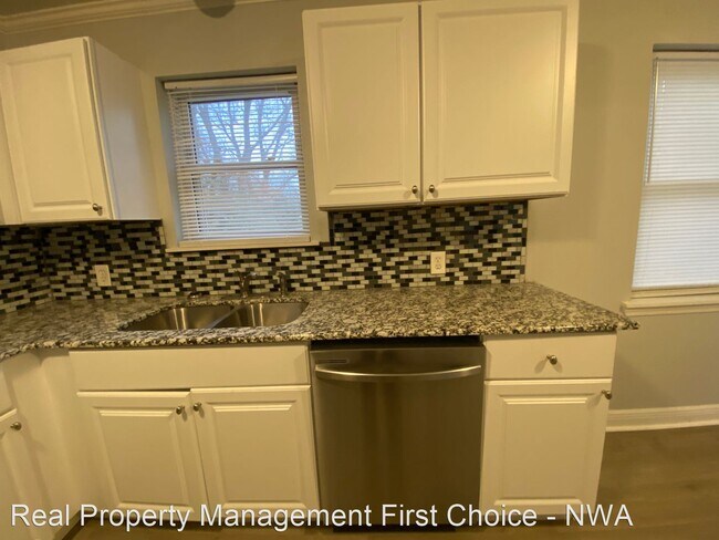 Building Photo - 2 br, 1 bath House - 1707 Westwood Avenue