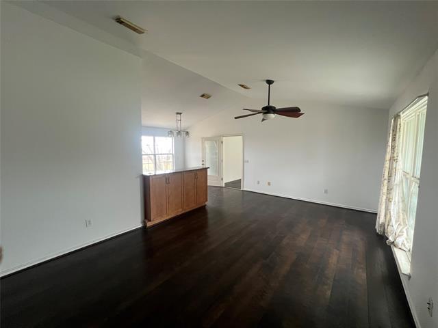 Building Photo - 4433 Co Rd 895