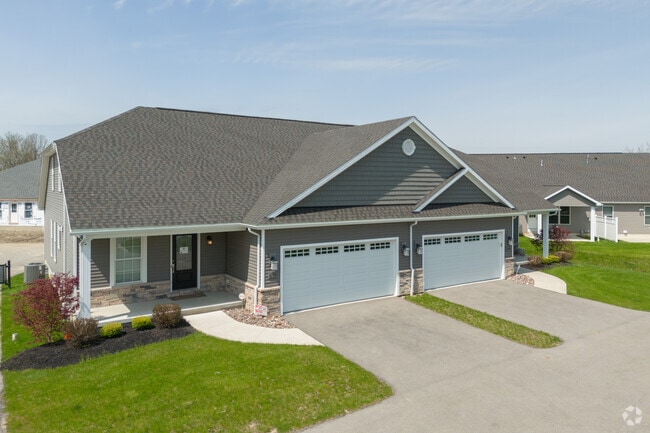 650 N Ellicott Creek Rd - The Villas at Essex Woods