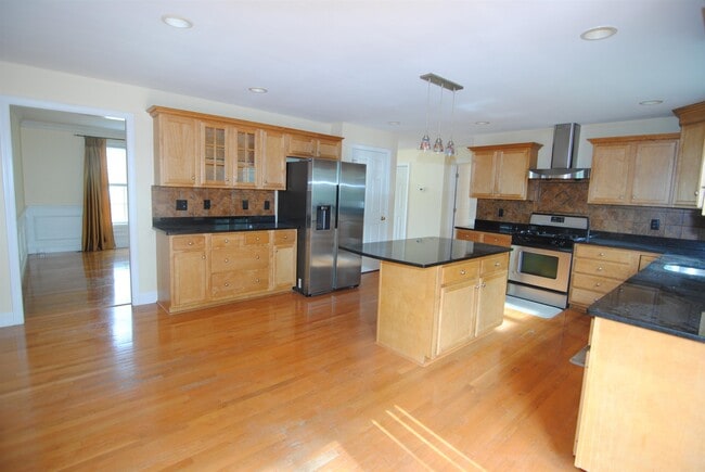 Building Photo - 40 Hibiscus Way