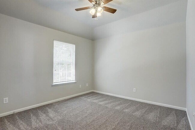 Building Photo - 12331 Crescent Mountain Ln